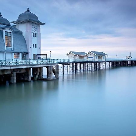 Cardiff/Pernath Home2 Экстерьер фото