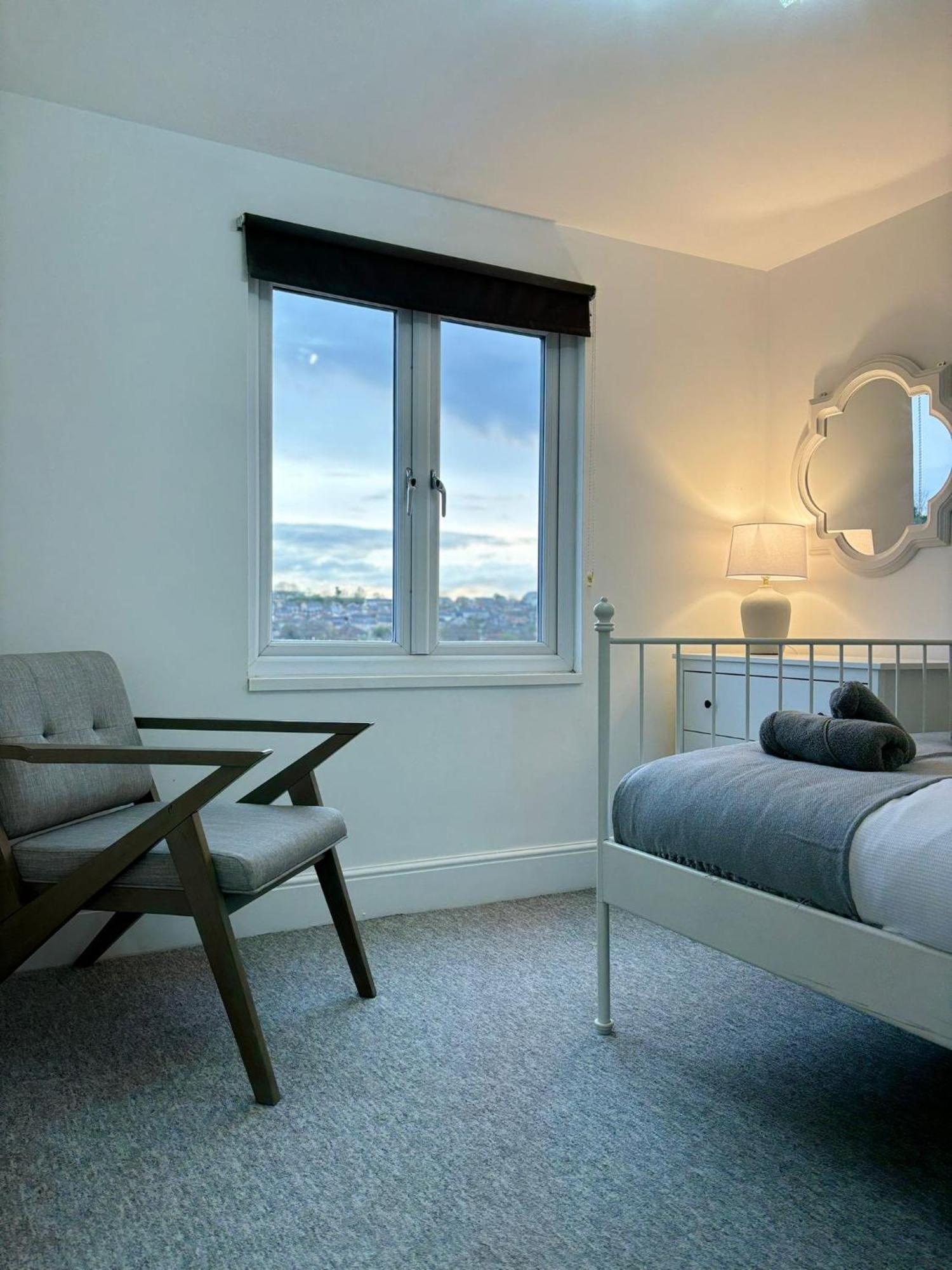 Cardiff/Pernath Home2 Экстерьер фото