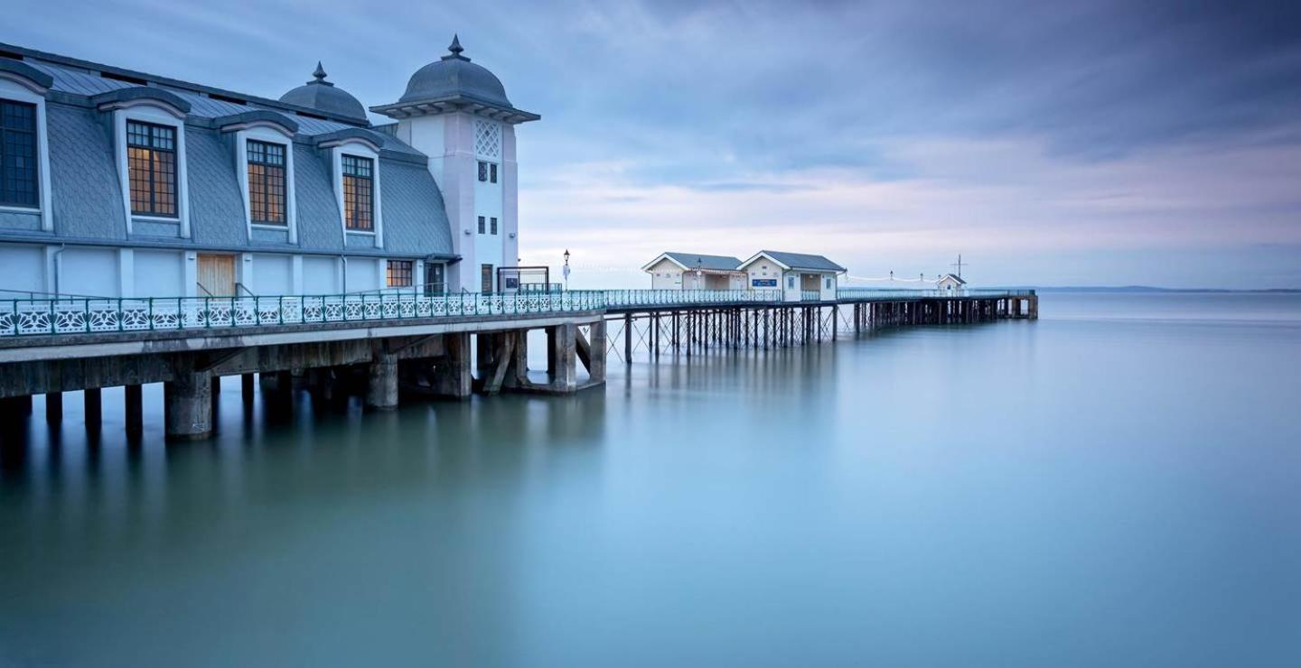 Cardiff/Pernath Home2 Экстерьер фото